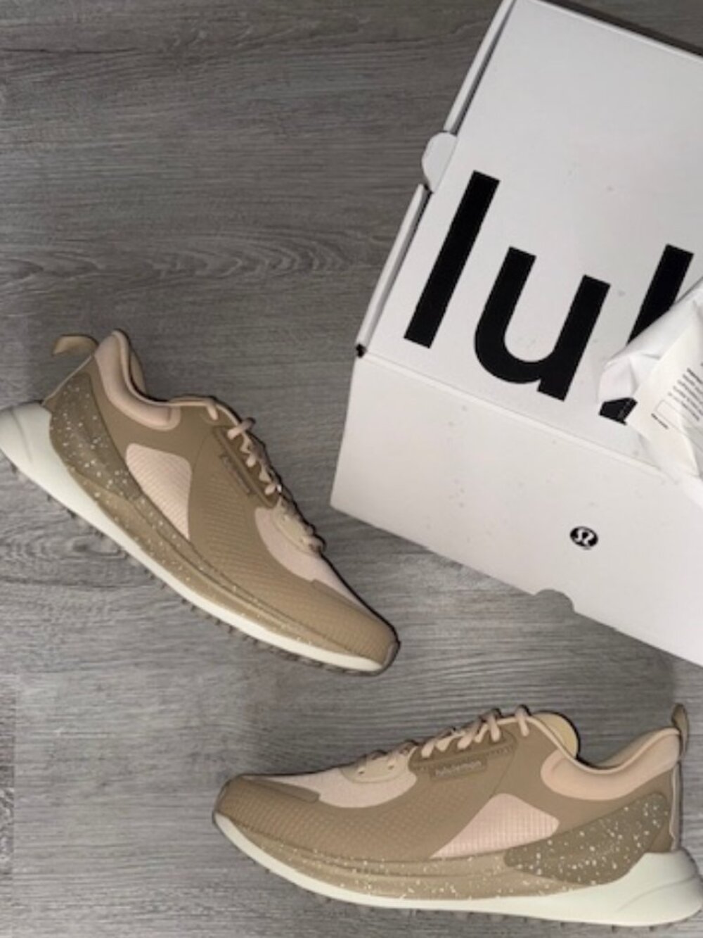 NIB Lululemon Blissfeel Trail Womens Running Shoe -S. 9.5-Pale Linen / Trench